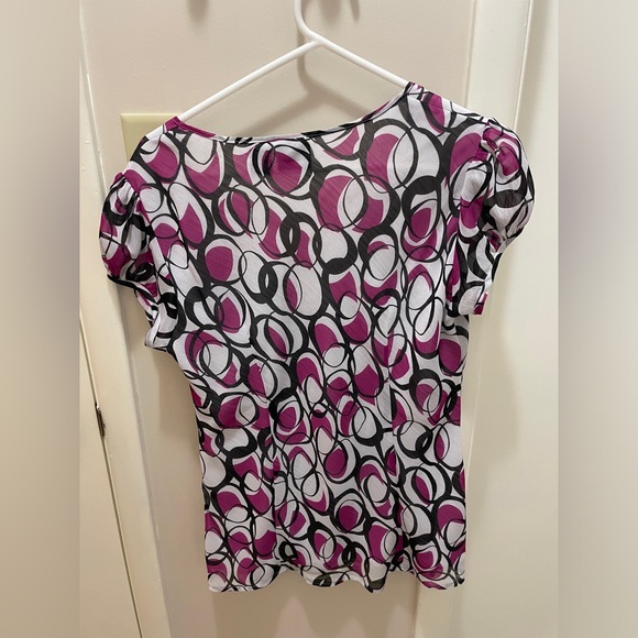 Funky patterned top - Picture 2 of 2